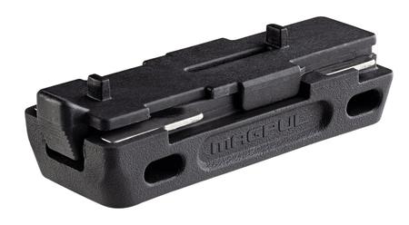 Magpul MAG024-BLK L-Plate  made of Stainless Steel with Overmolded Santoprene Rubber & Black Finish for 5.56x45mm NATO USGI 30-Round Aluminum Magazines 3 Per Pack