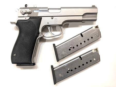 Used Consignment Smith & Wesson 1006